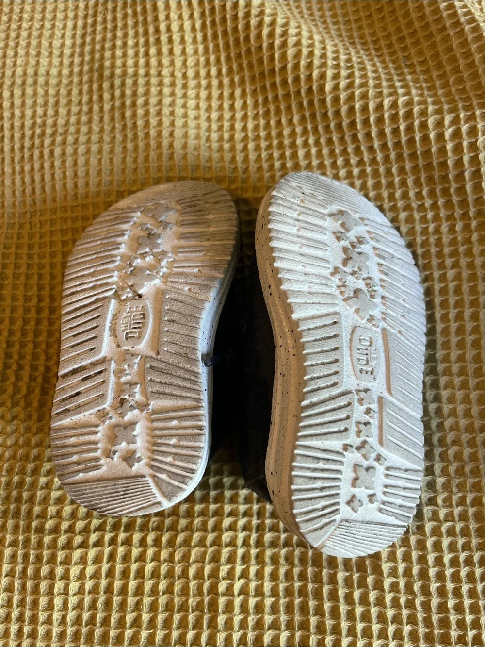 Toddler Hey Dude Kids' Blue Canvas Moccasins with White Sole